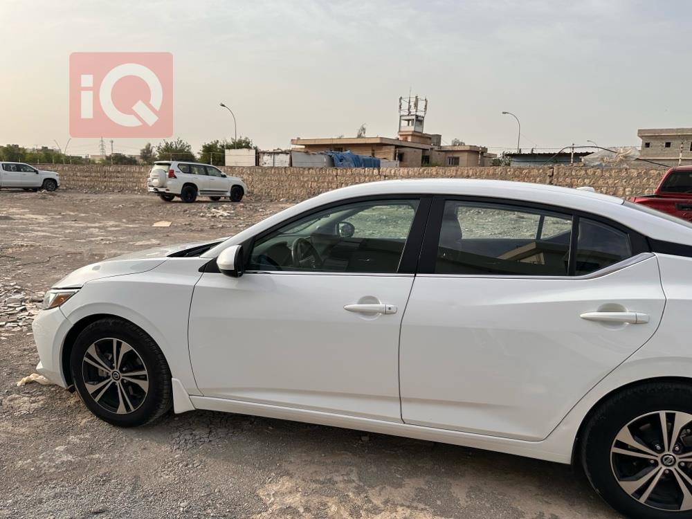 نيسان سنترا